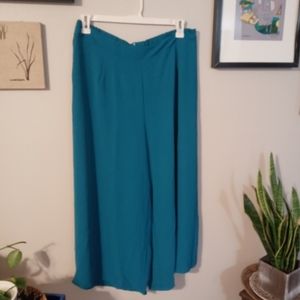 Cropped wide leg pant